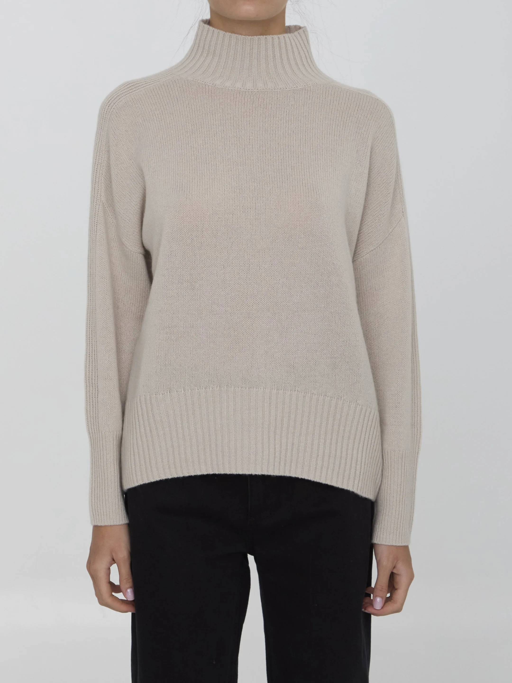 Allude Cashmere Sweater in Beige