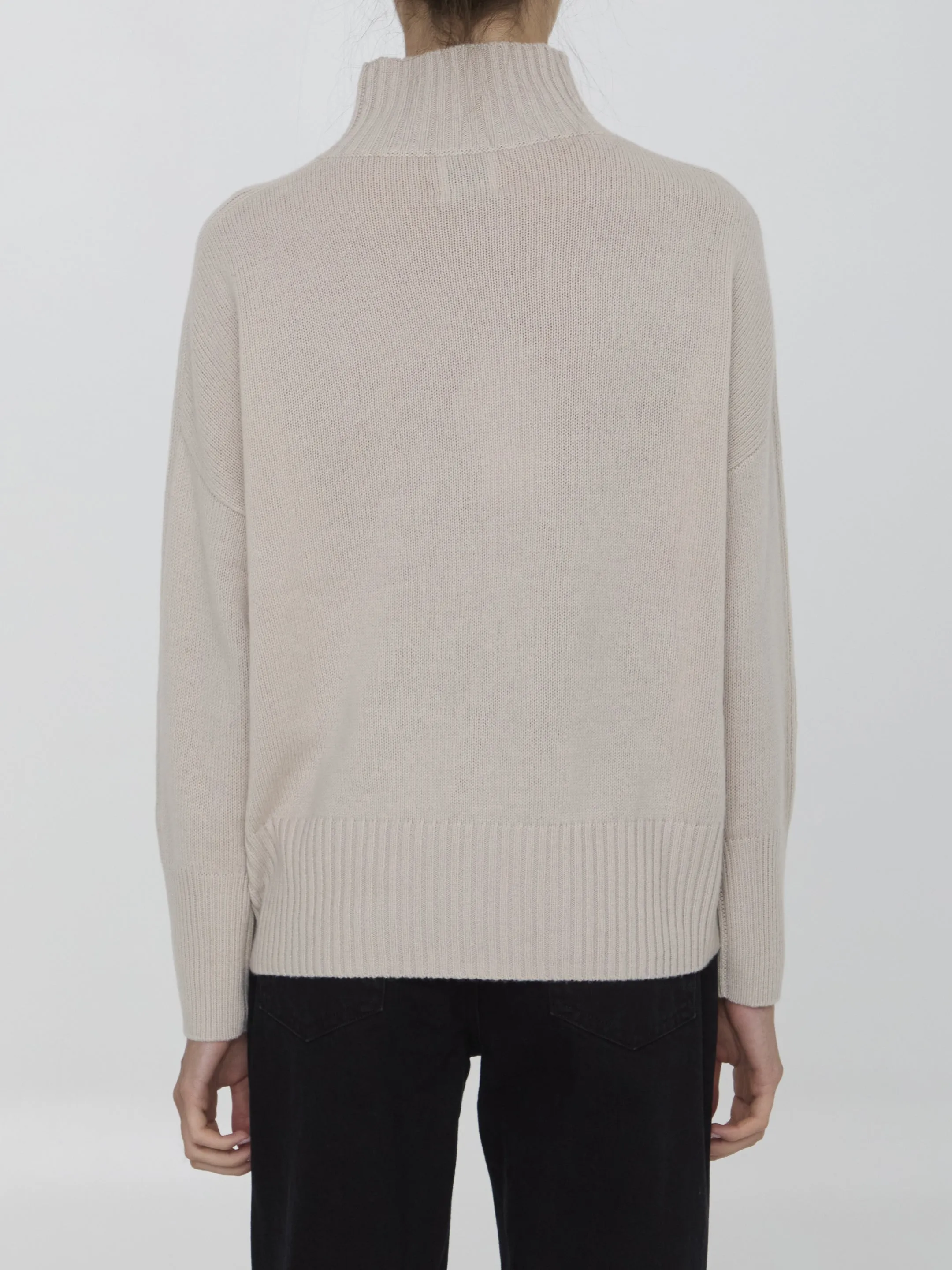 Allude Cashmere Sweater in Beige