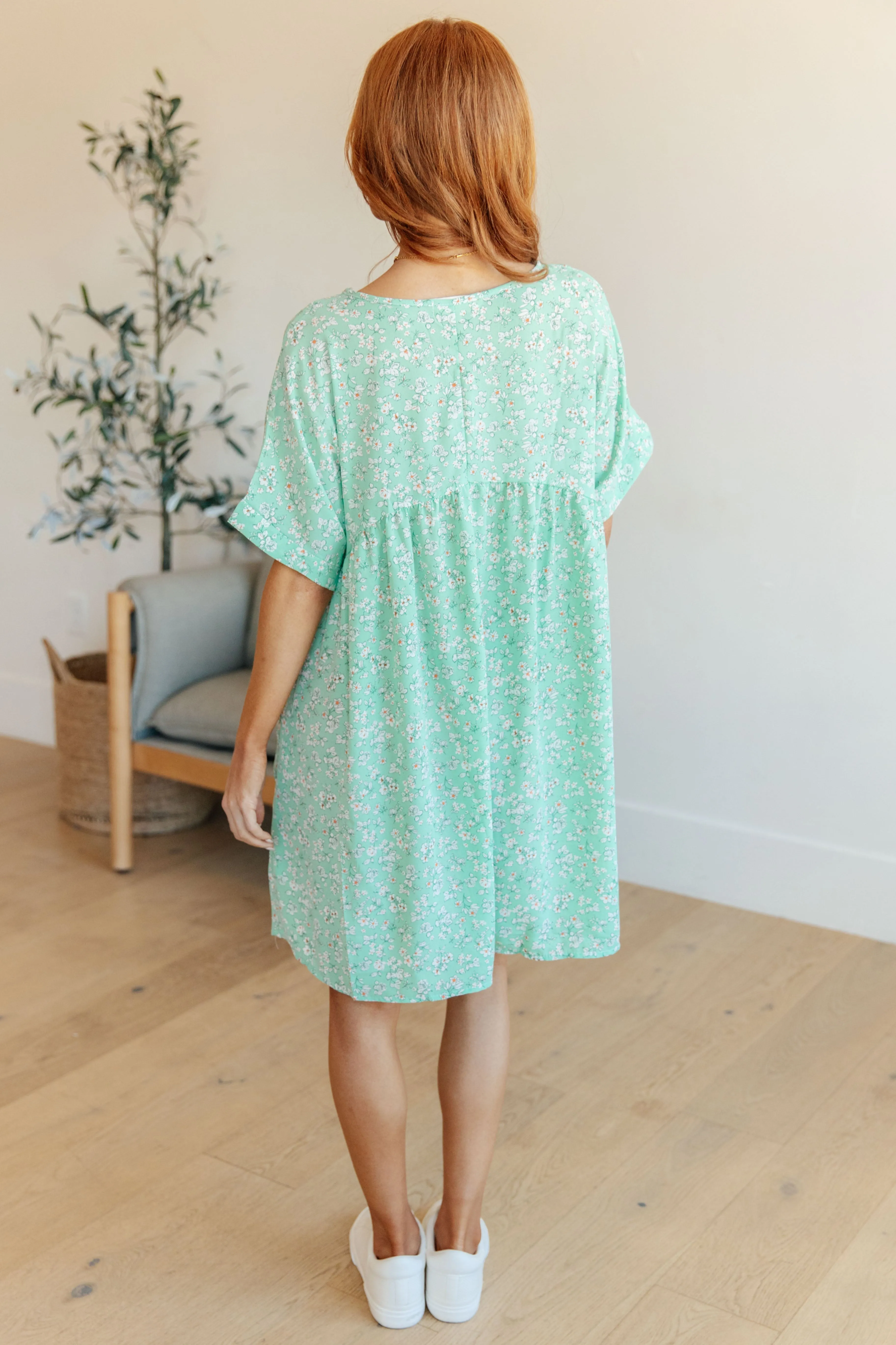 Lights Dolman Sleeve Dress in Mint Floral