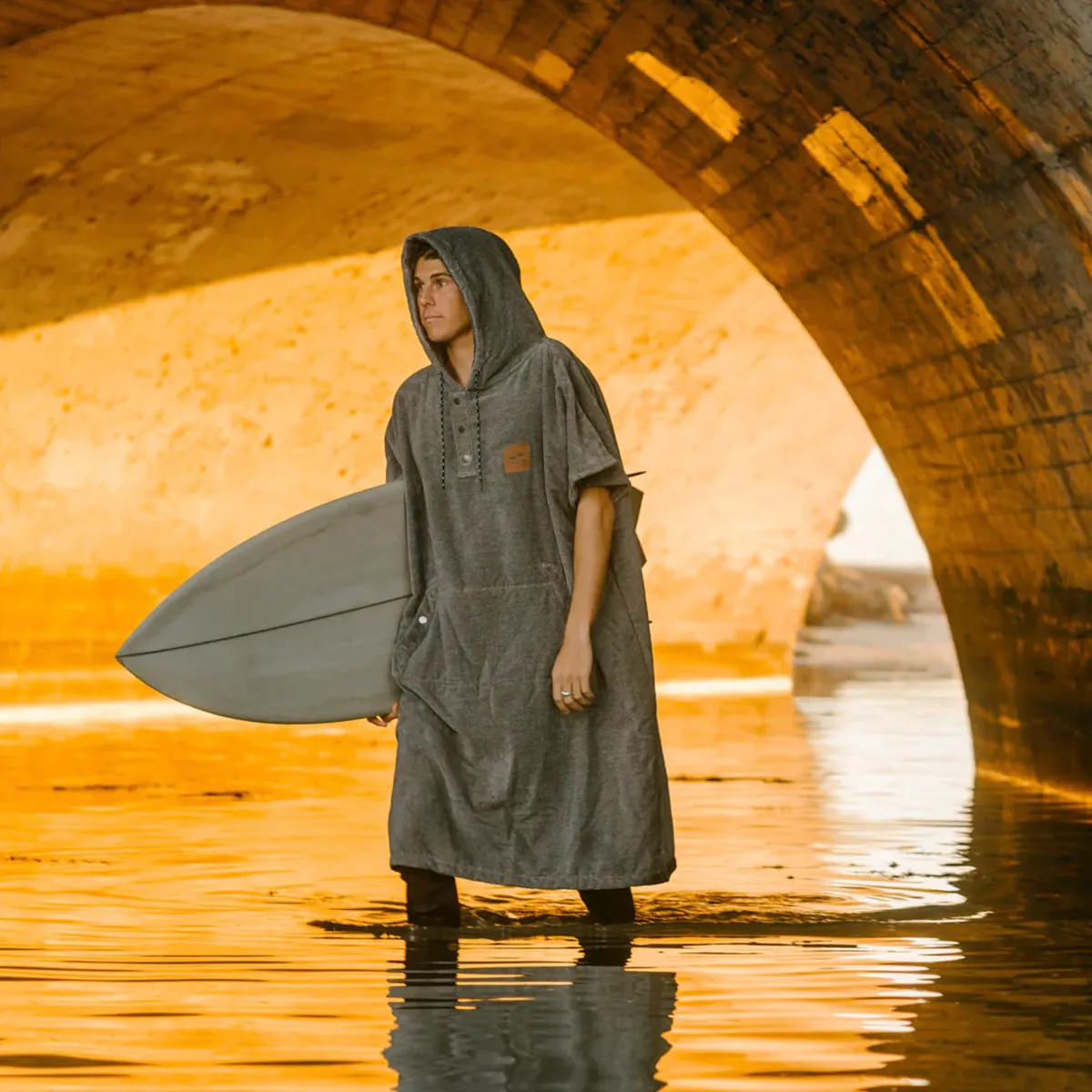 Slowtide The Digs Hooded Changing Poncho